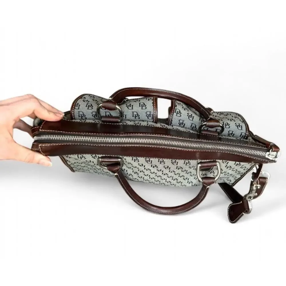 Dooney & Bourke reposhing this